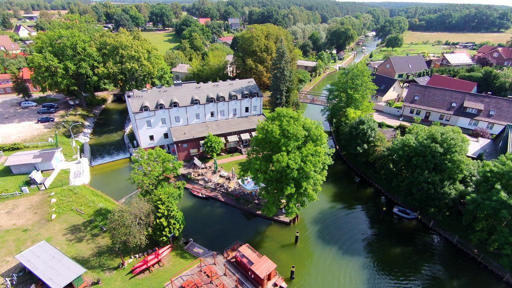 Seehotel Zum Loewen Strasen Extérieur photo